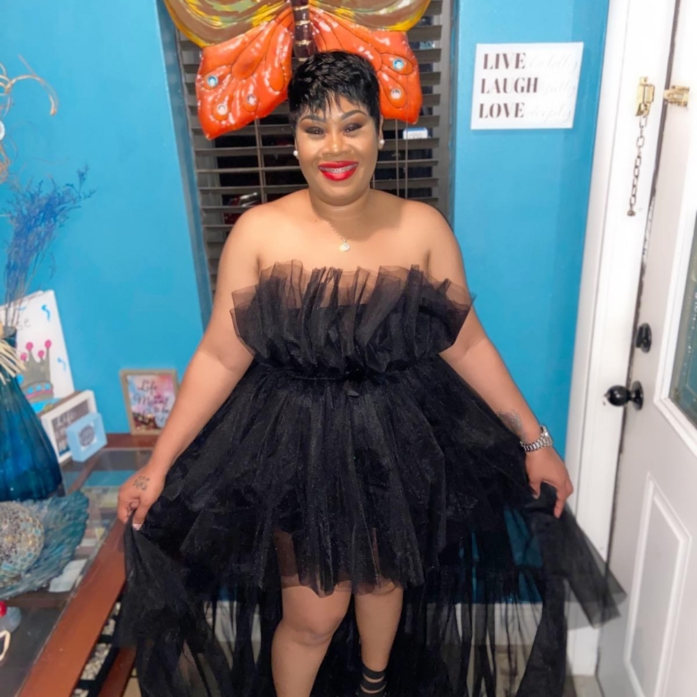 Dress - Picture 2 of 2